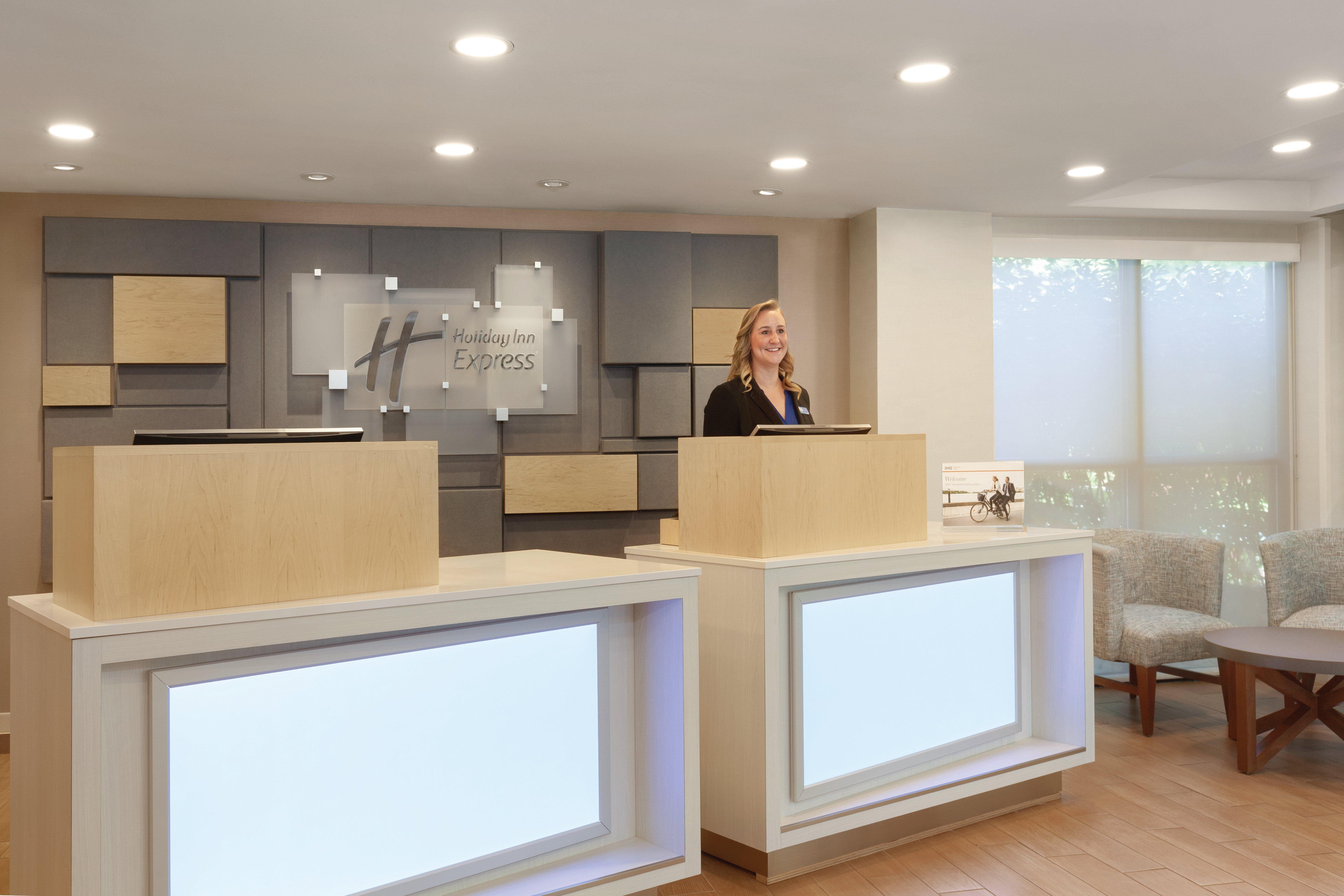 Holiday Inn Express Hartford South - Rocky Hill By Ihg Ngoại thất bức ảnh